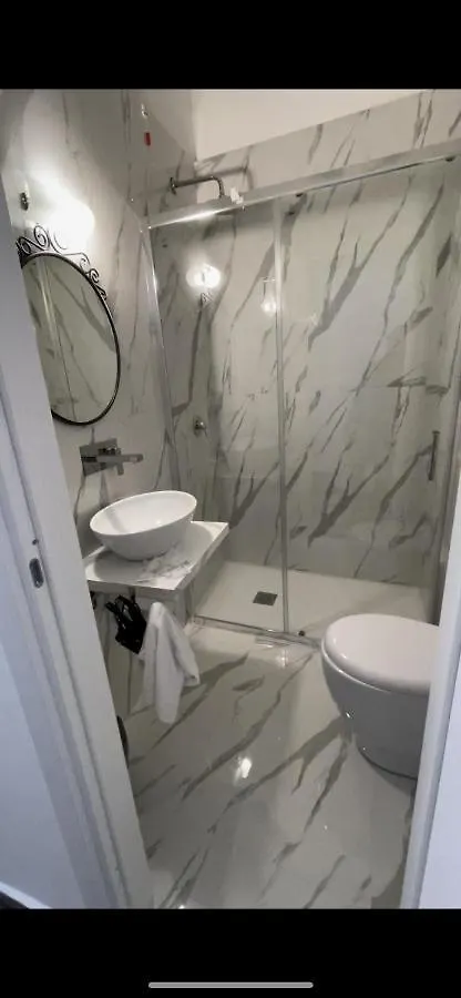 Room Rental Piazza Garibaldi Naples