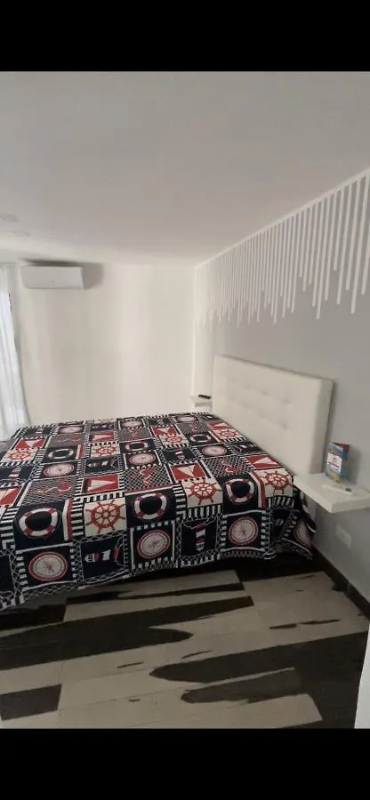 Guest house Room Rental Piazza Garibaldi Naples